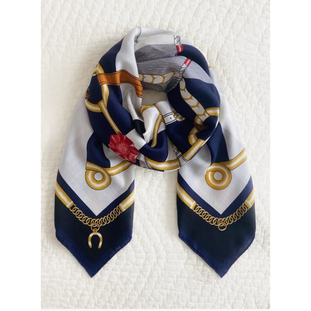 Authentic Hermes scarf 140cm x 140 cm 55” classic design navy ivory shawl carre